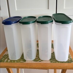 Tupperware Modular Mates oval 4 bundle includes a super oval